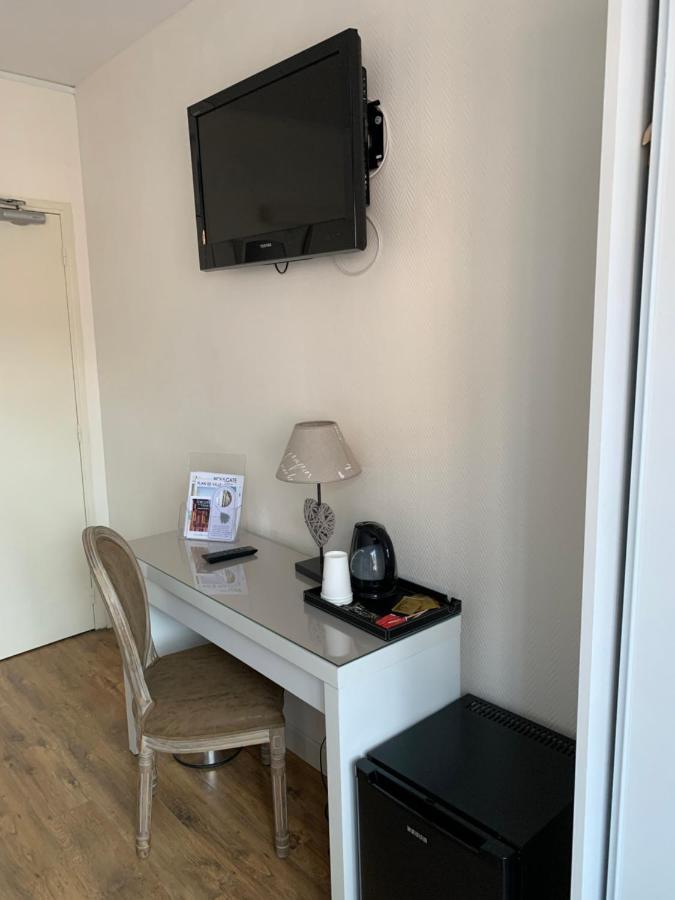 Hotel De La Plage Houlgate Bagian luar foto