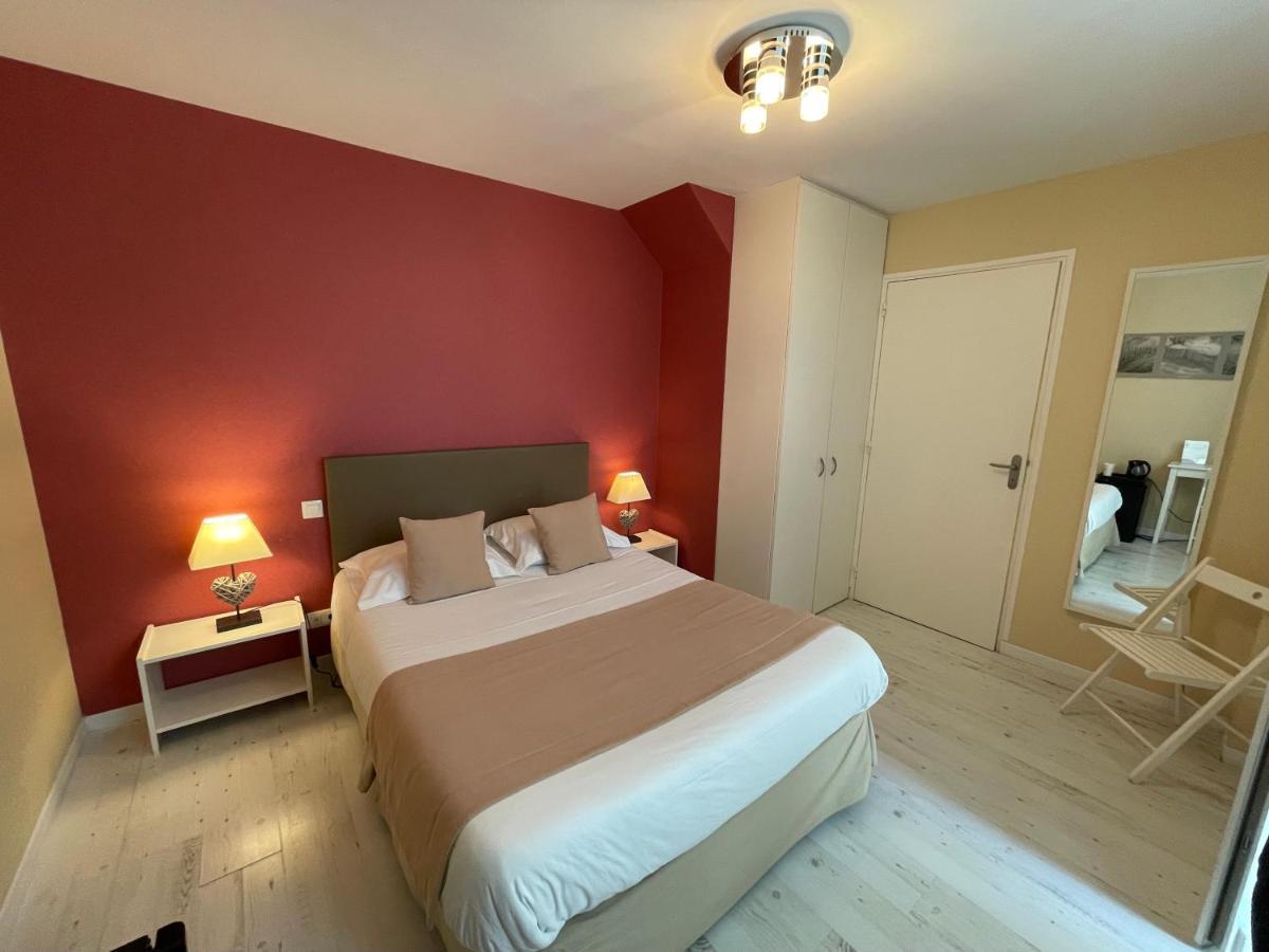 Hotel De La Plage Houlgate Bagian luar foto