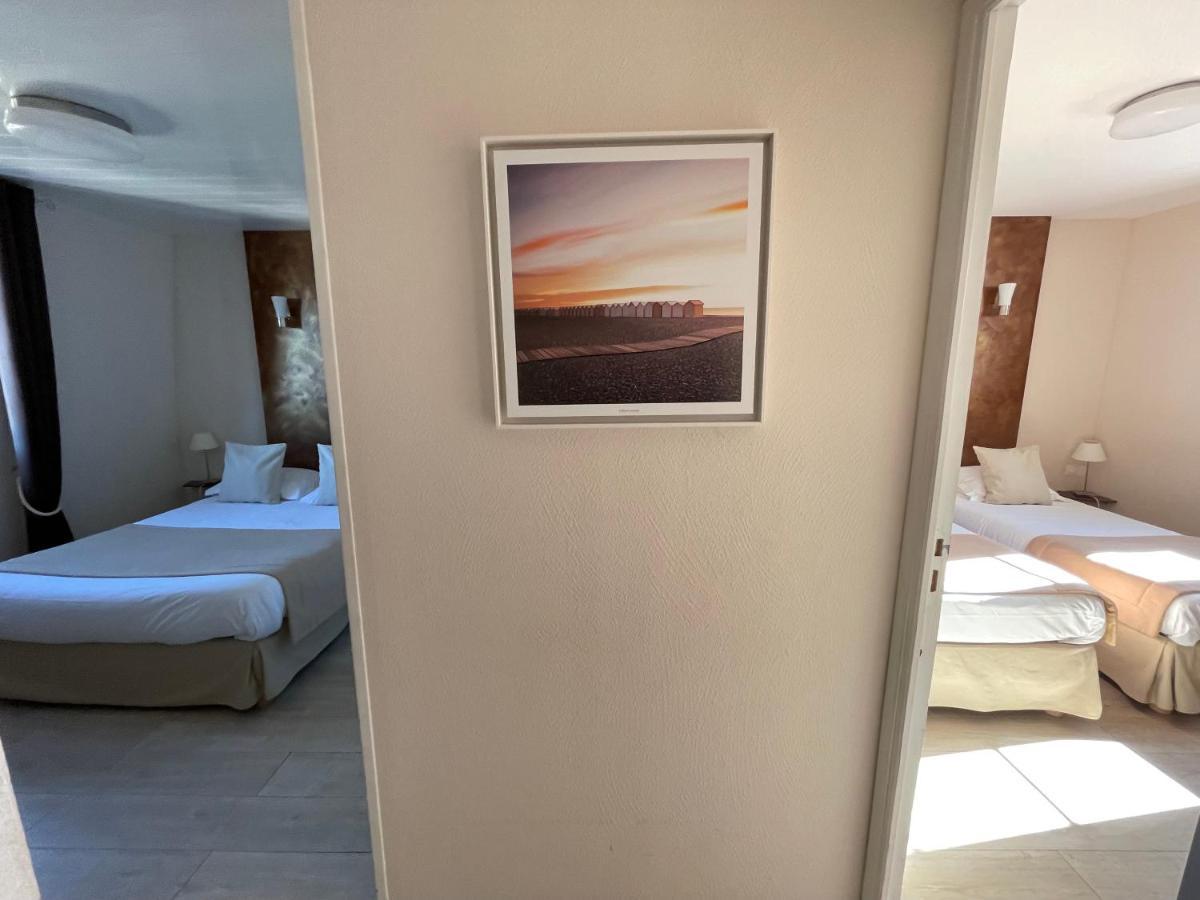 Hotel De La Plage Houlgate Bagian luar foto