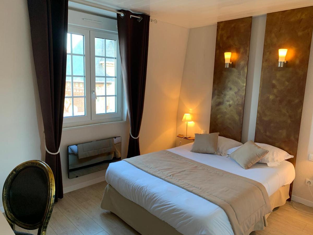 Hotel De La Plage Houlgate Bagian luar foto